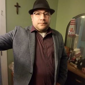 Meet your Posher, Josue